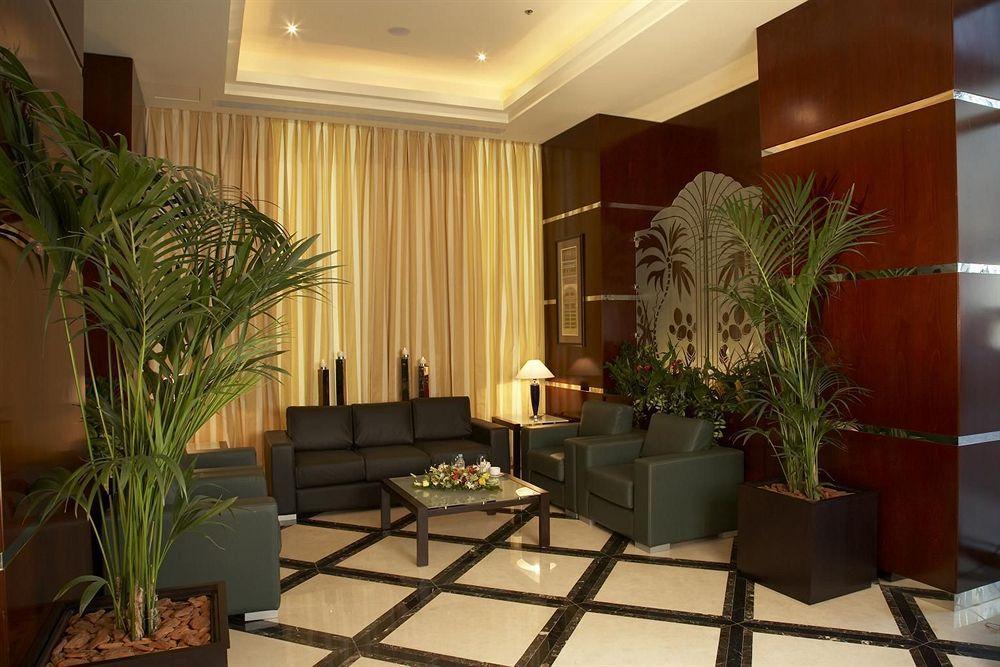 Al Manzel Aparthotel